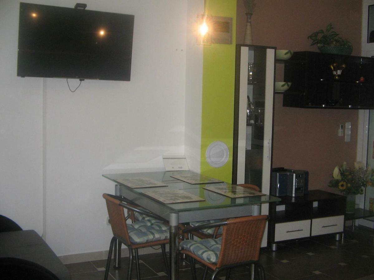Апартаменти Apartman Karla Цриквениця Екстер'єр фото